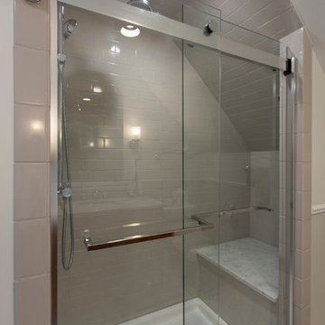 Small Bath in North Side Chicago