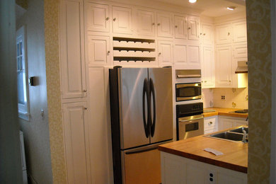 Wallpaper- Kitchen and Dining Room