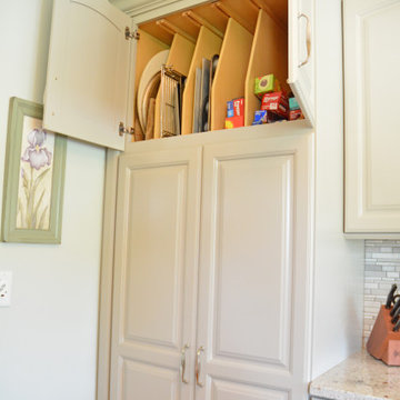 Elegant Kitchen Remodel in Charlotte, MI