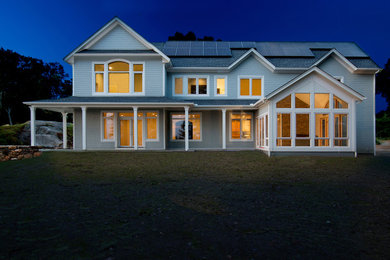 Inspiration for a craftsman exterior home remodel in Bridgeport