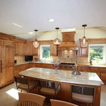 Livingston NJ - Traditional Kitchen - Maple Stained & Glazed Cabinets - Granite