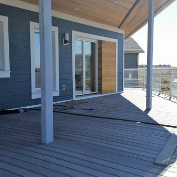 Wrap-Around Raised Deck