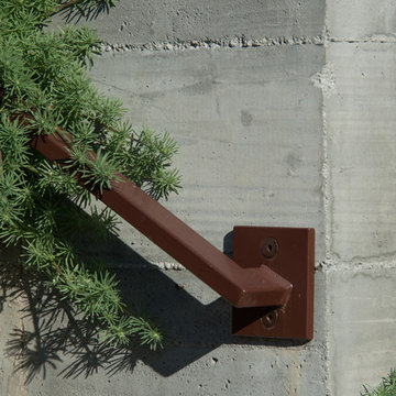 Retaining Wall & Stairs