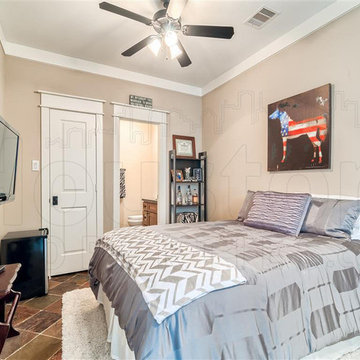 Houston Properties, Rice Military, 227 Knox, Houston 77007