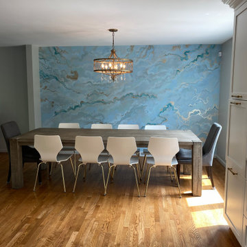 Textured wall with Hints of champagne metallic paint