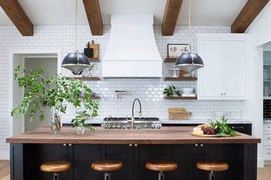 Kitchen - kitchen idea in Tampa