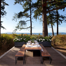 picnic table
