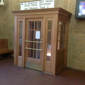 Fordham Metro Morth Train Station