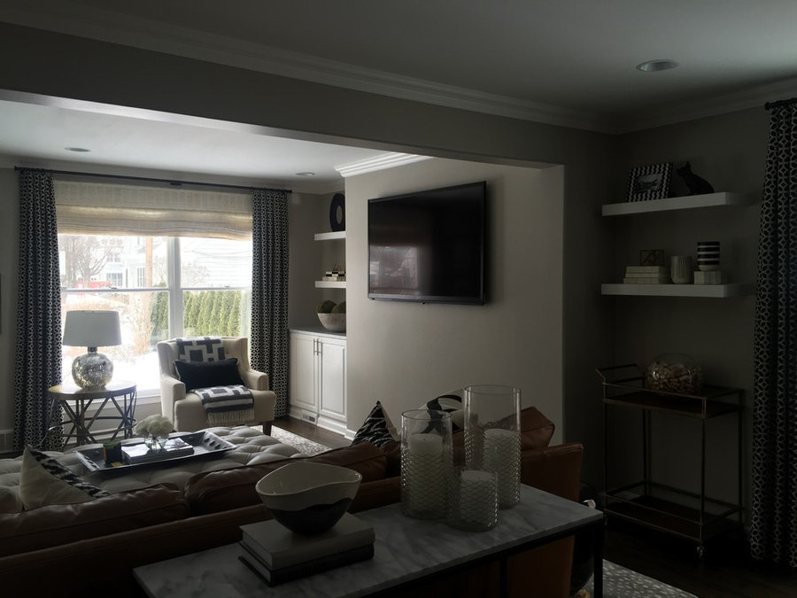 S. Glenhurst Dry Bar & Living Room