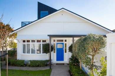 This is an example of a contemporary home design in Auckland.