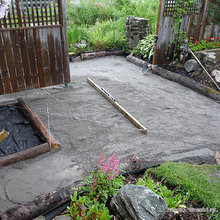 How to build a walkway paver with recovered wall retaining blocks ?