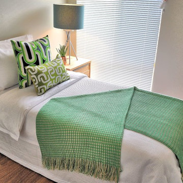 Groove is in the heart - Love this 1970's reno property.