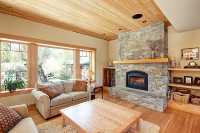 Inspiration for a craftsman home design remodel in Vancouver