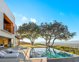 Contemporary Estate on Mulholland Drive