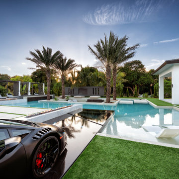 Lamborghini Pool