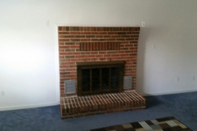 Example of an arts and crafts family room design in Baltimore
