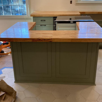 Kitchen Remodel – Custom Wood Countertops & Cabinet Refinishing
