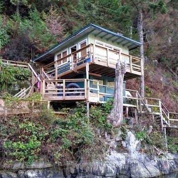 Varda - Cabin