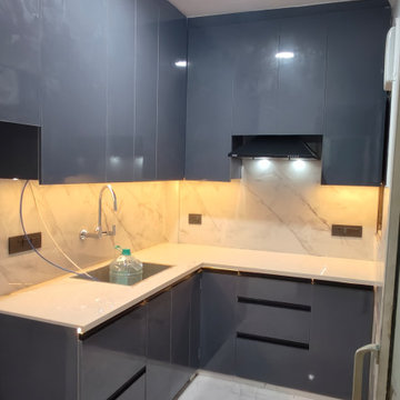 Modern Modular Kitchen in Delhi NCR