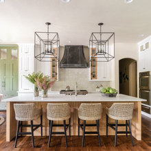 Lake kitchen