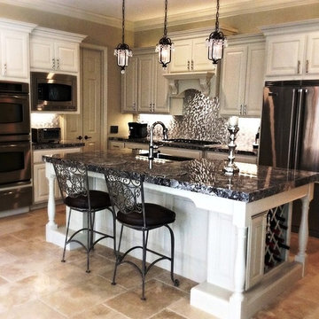 Emory Bend - Transitional Kitchen -