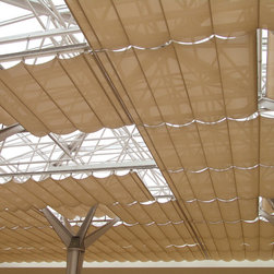 Skylight Shading Systems - 窓装飾商品