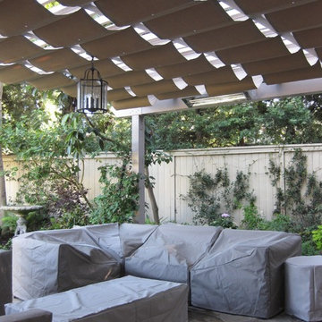 Rolling Hills Retractible Pergola Shading