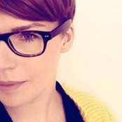 Mia Farrow's photo