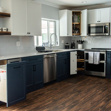 Contemporary Kitchen Update Done in a 2 Tone Color