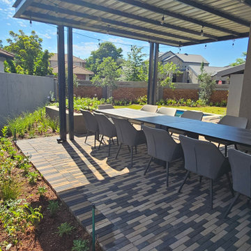 Midfield new garden, pool, paving and pergola