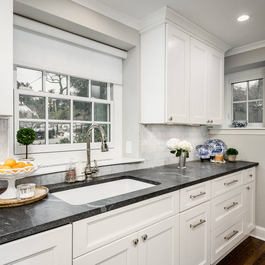 Bryn Mawr recessed panel kitchen