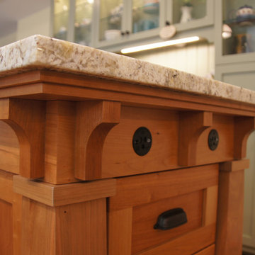 Kitchen island outlets