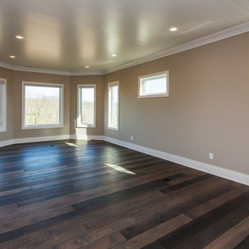 2019 Custom 2 story with Dual Island Kitchen, 5 beds, wet bar, exercise room