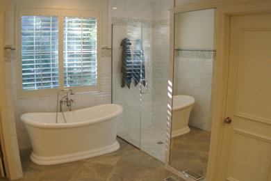 Example of a transitional bathroom design in Oklahoma City