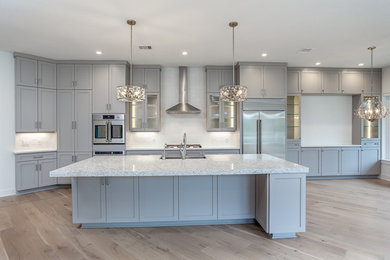 Inspiration for a contemporary kitchen remodel in Houston