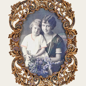 Lola Violet Crystal Frame