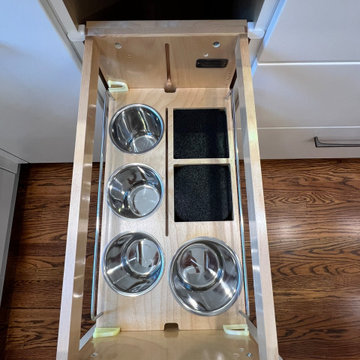 Lassen Contemporary Kitchen