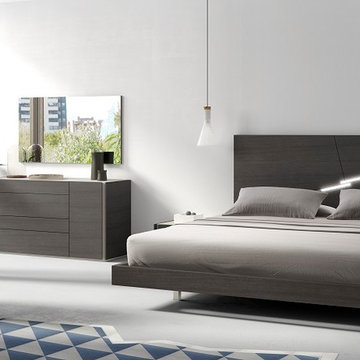 Faro Premium Bedroom Set in Warm Wenge (Bed, 2 Nightstands, Dresser and Miror)
