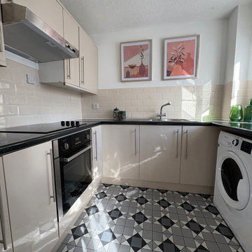 2-bed Ex-rental Flat in Wimbledon