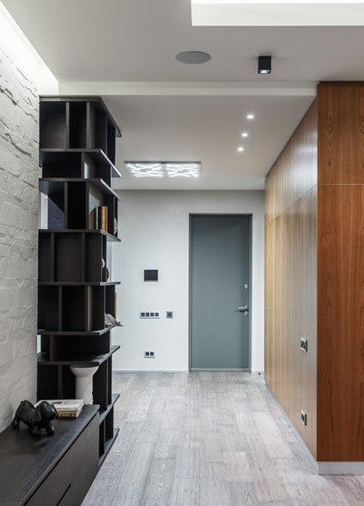 Современный Прихожая by Artechnology