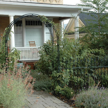 Italianate Style B Street Water Wise & Vegetable Garden
