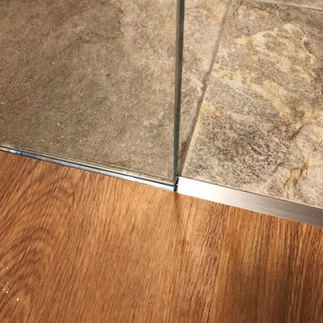 Cupertino Eichler - Master Bath, Flooring Detail