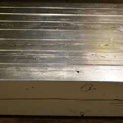 Single Malt Table - Products