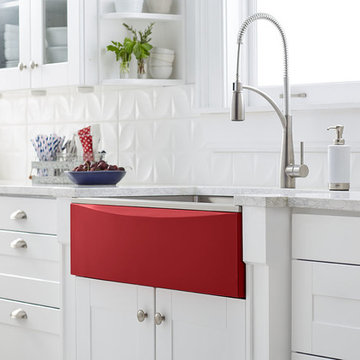 Crosstown Farmhouse Sink with Interchangeable Apron in Scarlet