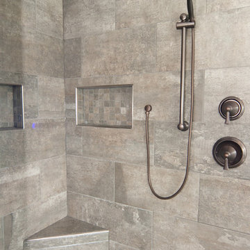 Rustic Custom Ensuite in Surrey, BC