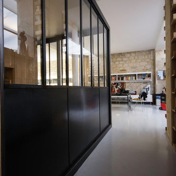 Chambre verrière dans loft parisien