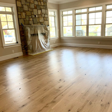 HUNTINGTON:  8" & 4" CHARACTER GRADE HERITAGE WHITE OAK INSTALLED & FINISHED