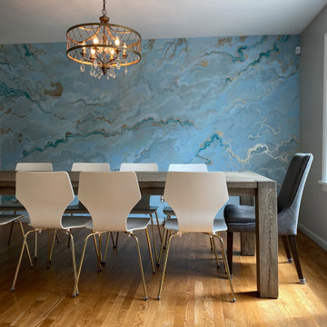 Textured wall with Hints of champagne metallic paint