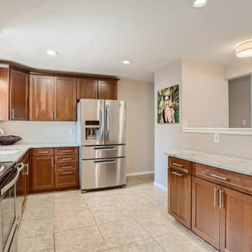 6371 Iris Court