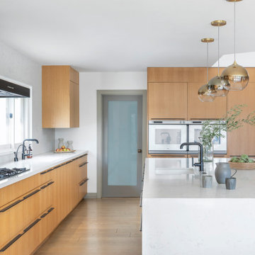 Celebrity Home - Max Greenfield Residence
